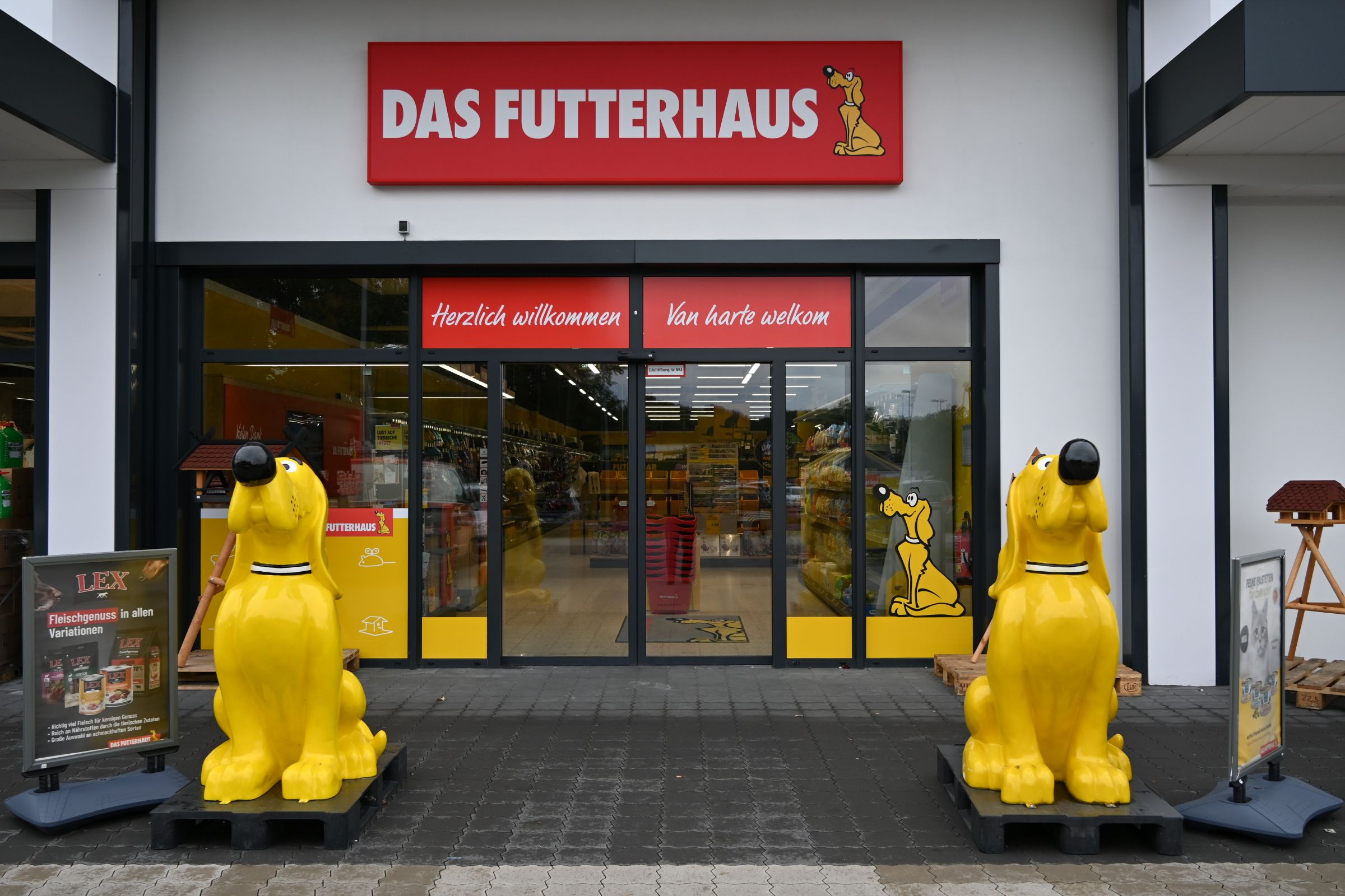 DAS FUTTERHAUS Meppen  Eingang